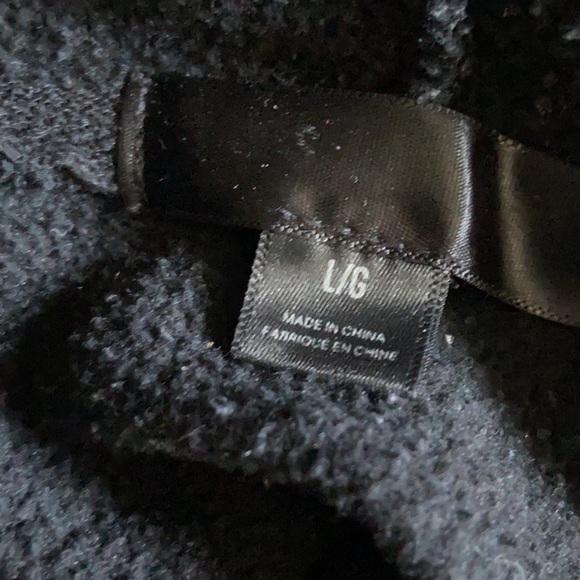 Crop top sweater - Picture 2 of 2